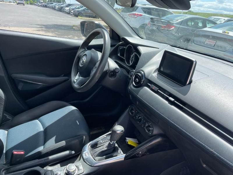 Toyota Yaris iA Vehicle Image 02