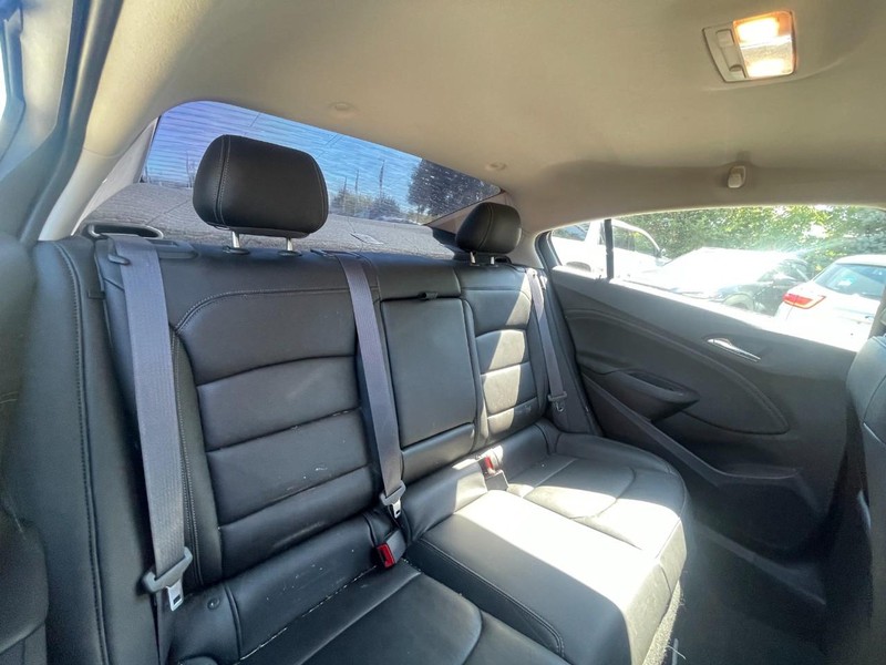 Chevrolet Cruze Vehicle Image 05