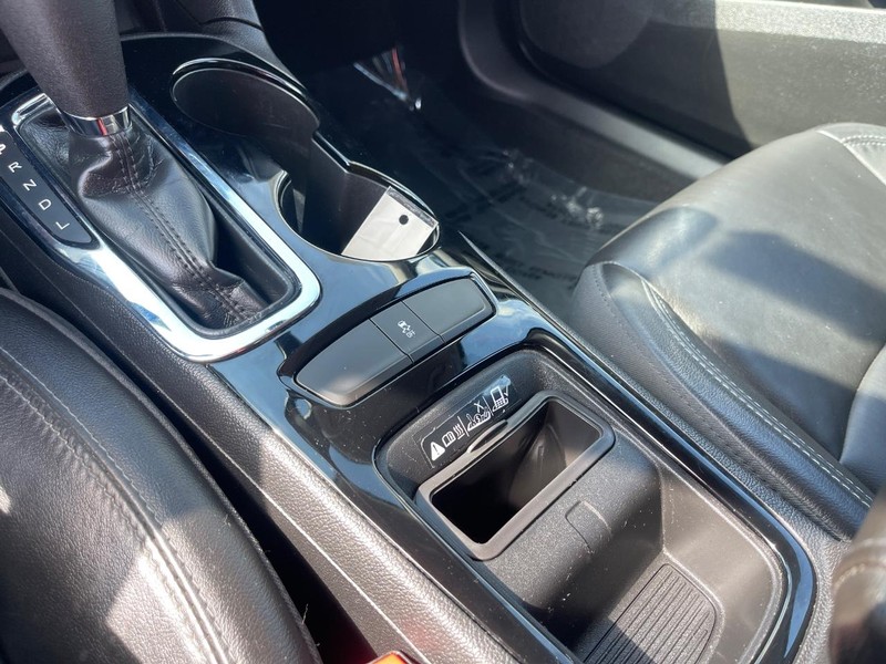 Chevrolet Cruze Vehicle Image 18