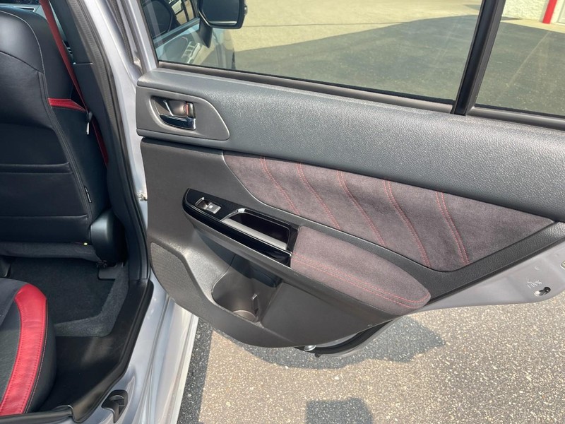 Subaru WRX Vehicle Image 12