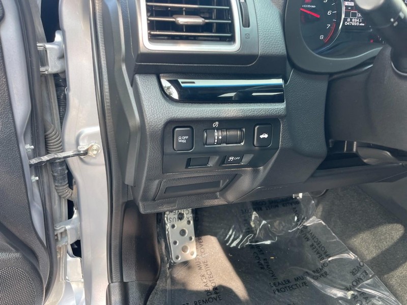 Subaru WRX Vehicle Image 18