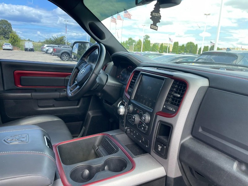 Ram 1500 Vehicle Image 02
