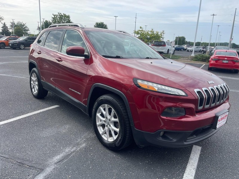 Jeep Cherokee Vehicle Image 02