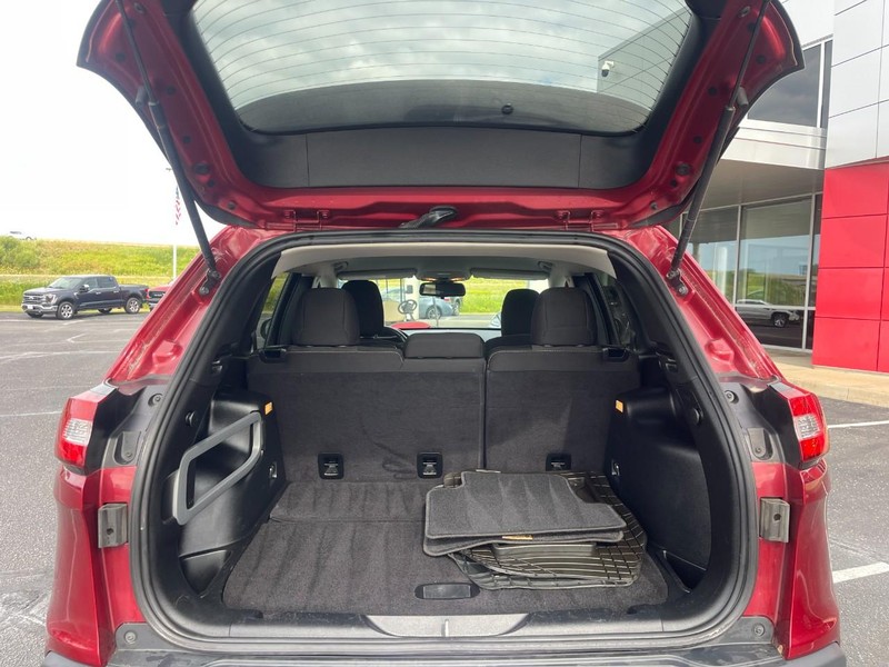 Jeep Cherokee Vehicle Image 12