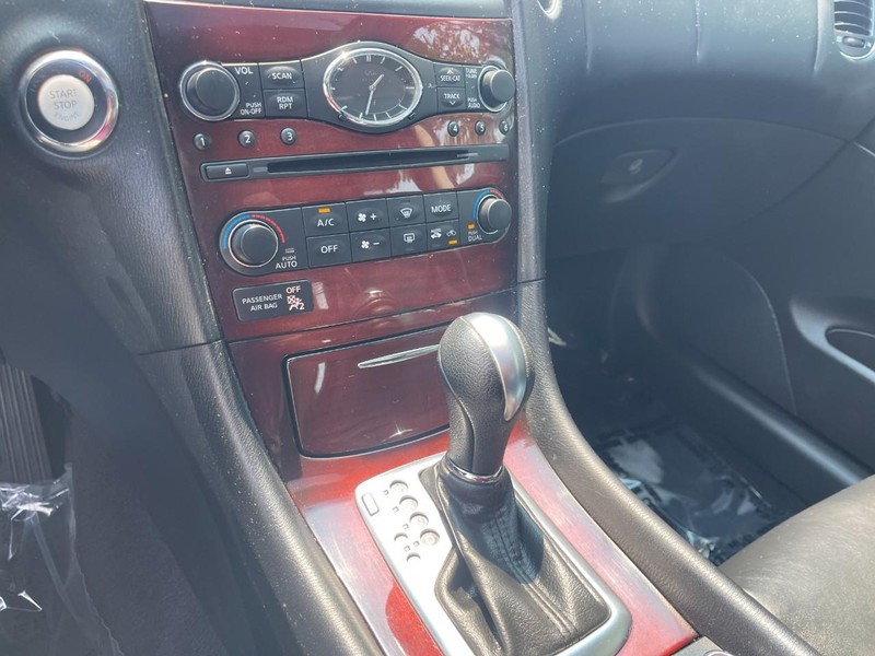 INFINITI QX50 Vehicle Image 19