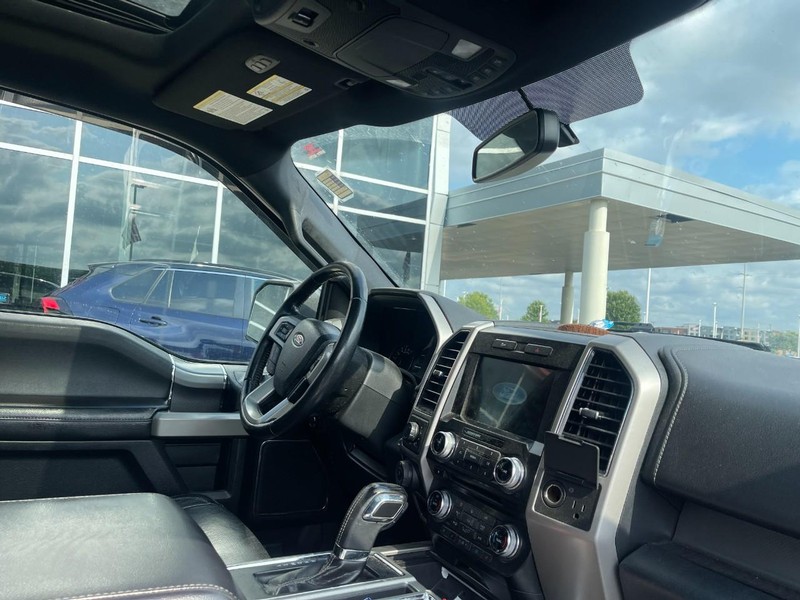 Ford F-150 Vehicle Image 02