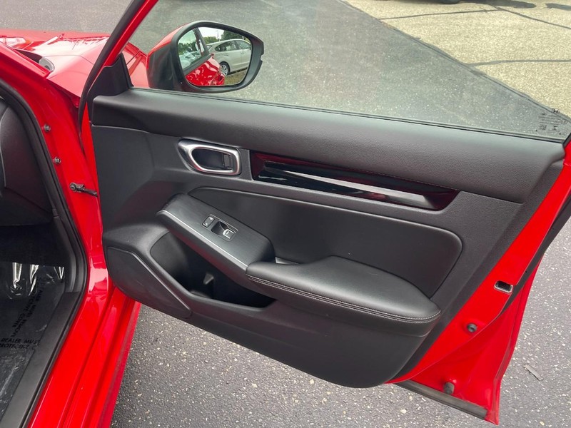 Honda Civic Sedan Vehicle Image 09