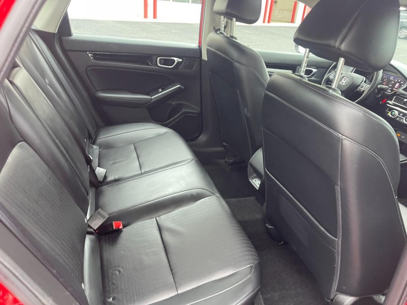 Honda Civic Sedan Vehicle Image 10
