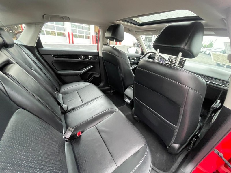 Honda Civic Sedan Vehicle Image 11