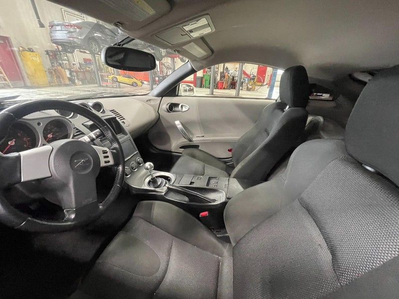 Nissan 350Z Vehicle Image 03