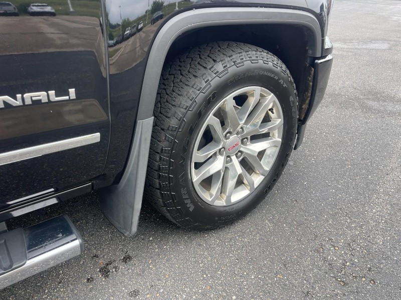 GMC Sierra 1500 Vehicle Image 05