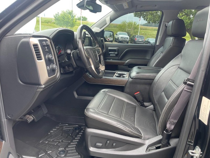 GMC Sierra 1500 Vehicle Image 17