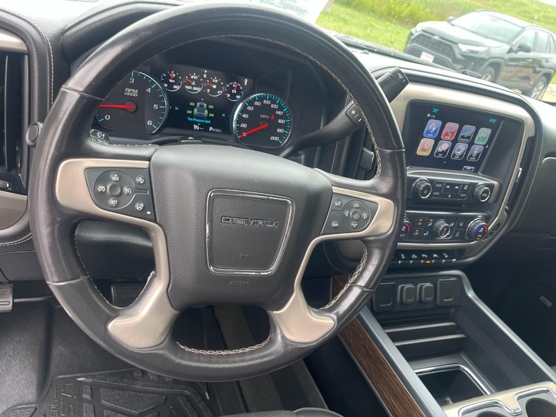 GMC Sierra 1500 Vehicle Image 22