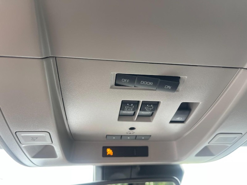 GMC Sierra 1500 Vehicle Image 34