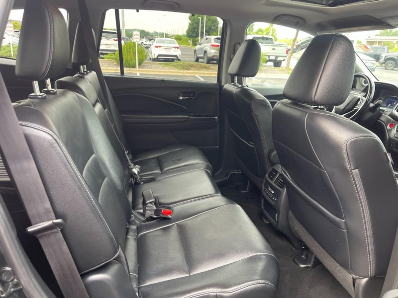 Honda Pilot Vehicle Image 10
