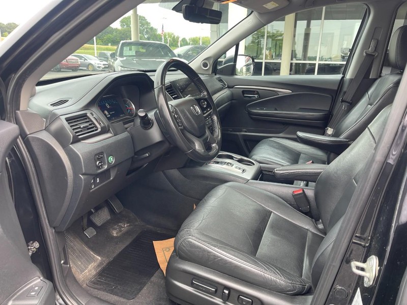 Honda Pilot Vehicle Image 18