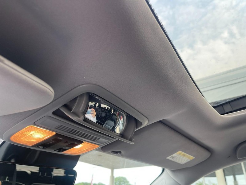Honda Pilot Vehicle Image 36