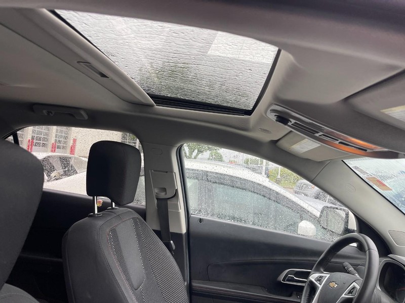Chevrolet Equinox Vehicle Image 03