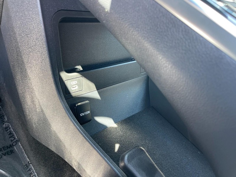 Toyota bZ4X Vehicle Image 31