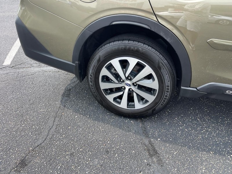 Subaru Outback Vehicle Image 15