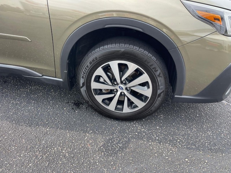 Subaru Outback Vehicle Image 16