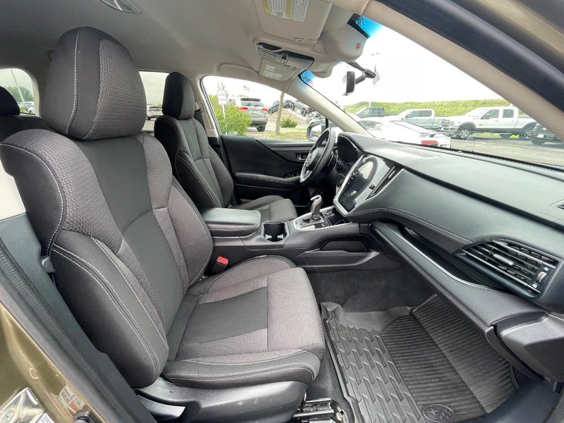 Subaru Outback Vehicle Image 19