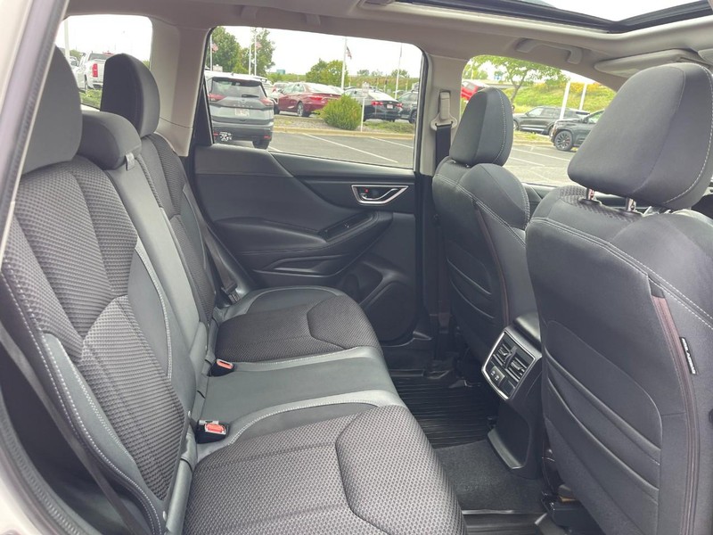 Subaru Forester Vehicle Image 13