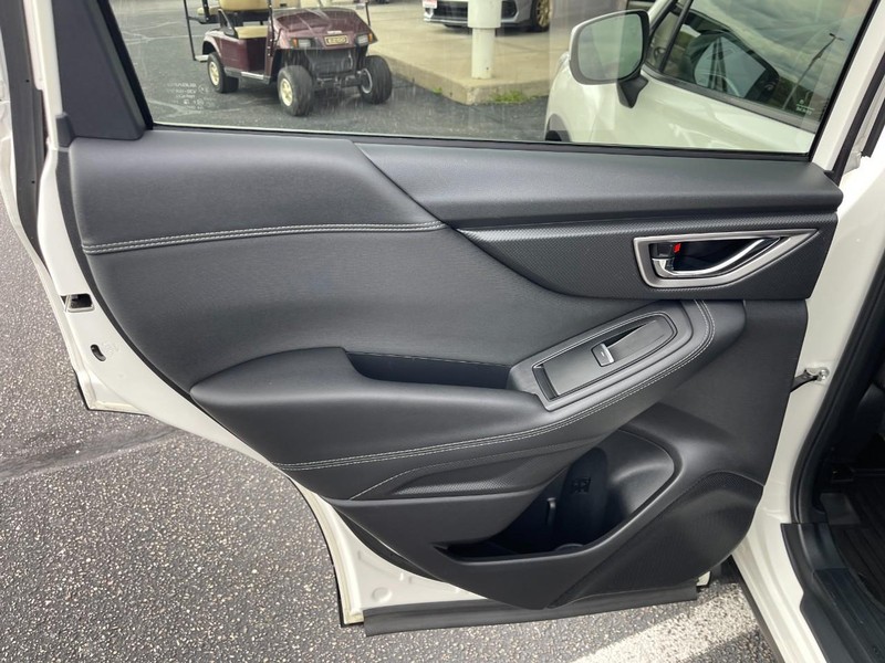 Subaru Forester Vehicle Image 19