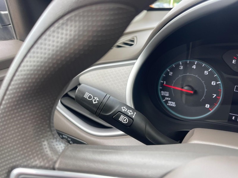 Chevrolet Malibu Vehicle Image 25
