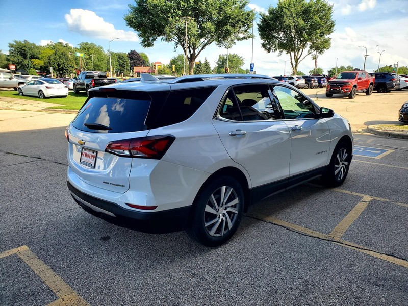 Chevrolet Equinox Vehicle Image 05