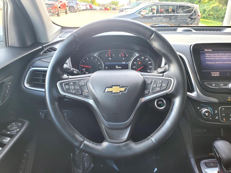 Chevrolet Equinox Vehicle Image 09