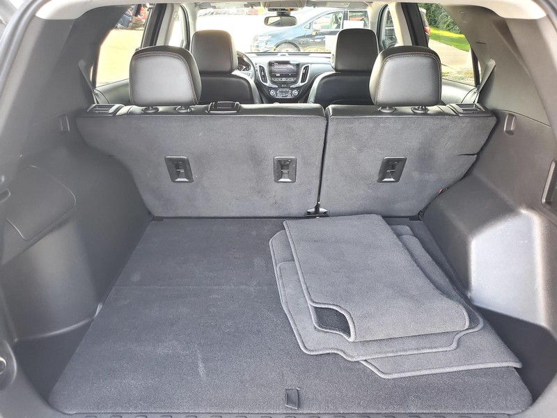 Chevrolet Equinox Vehicle Image 17