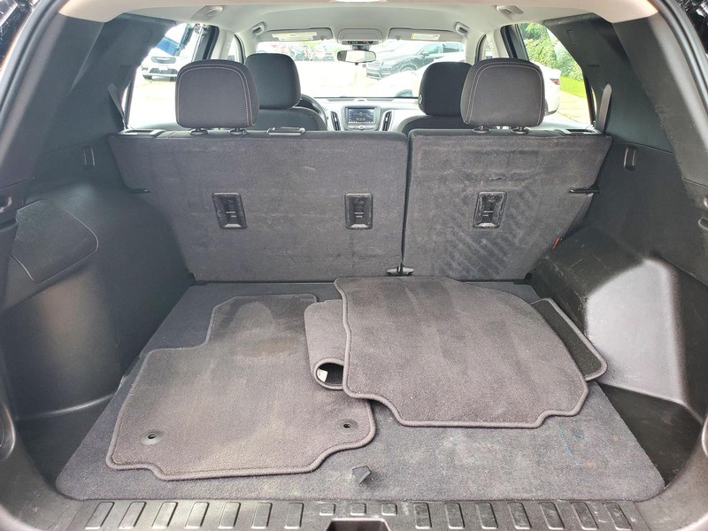 Chevrolet Equinox Vehicle Image 16