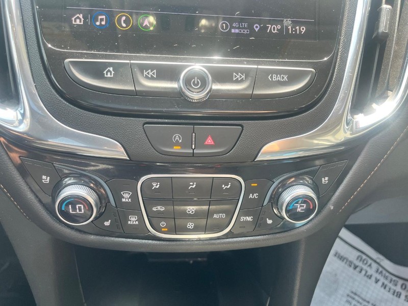 Chevrolet Equinox Vehicle Image 09