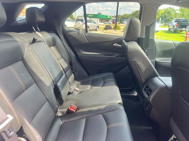 Chevrolet Equinox Vehicle Image 13