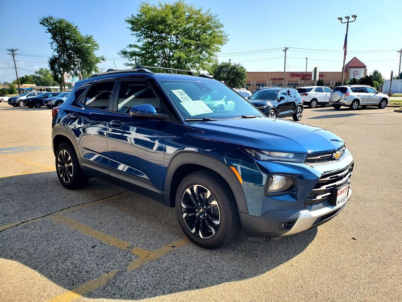 Chevrolet TrailBlazer Vehicle Image 03