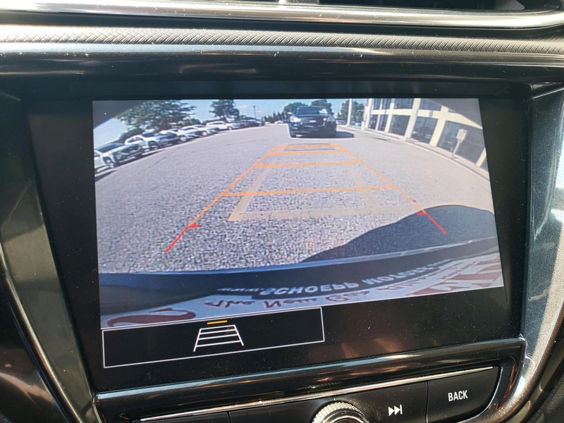 Chevrolet TrailBlazer Vehicle Image 11
