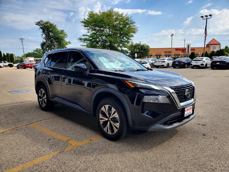 Nissan Rogue Vehicle Image 03