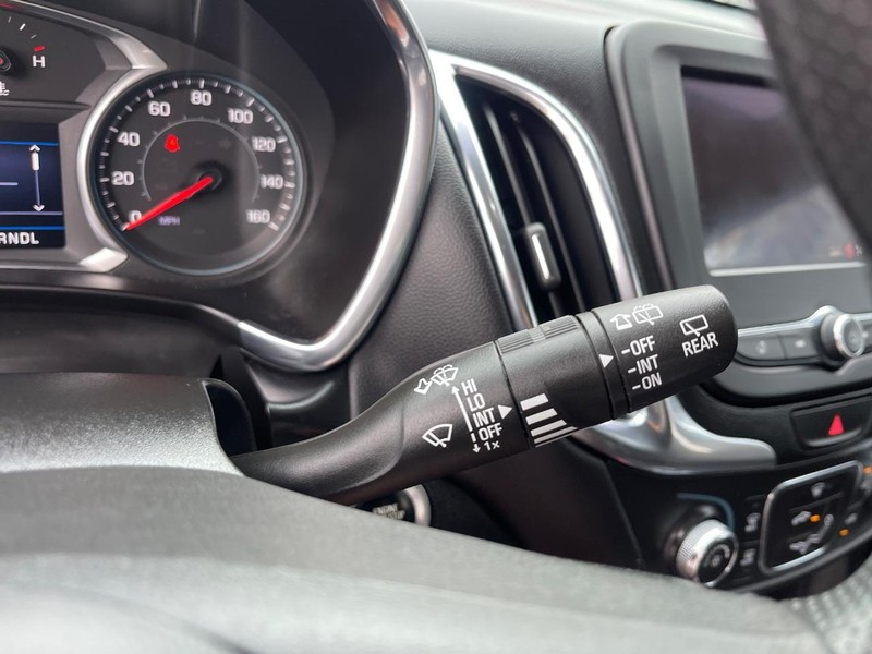 Chevrolet Equinox Vehicle Image 31