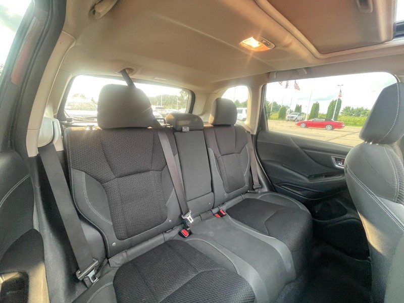 Subaru Forester Vehicle Image 04