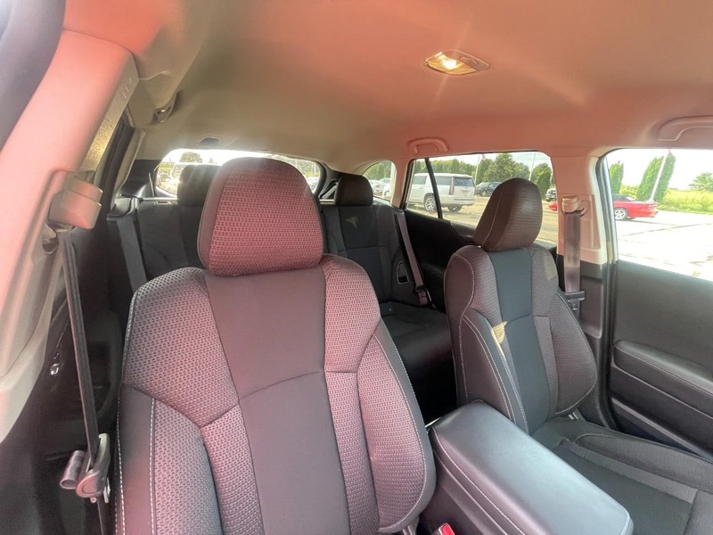Subaru Outback Vehicle Image 04