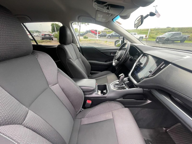 Subaru Outback Vehicle Image 10
