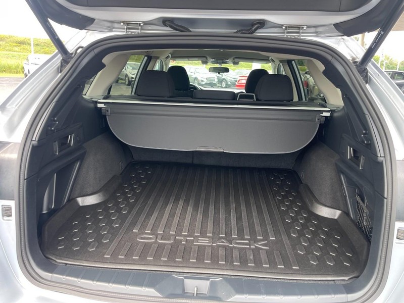 Subaru Outback Vehicle Image 15