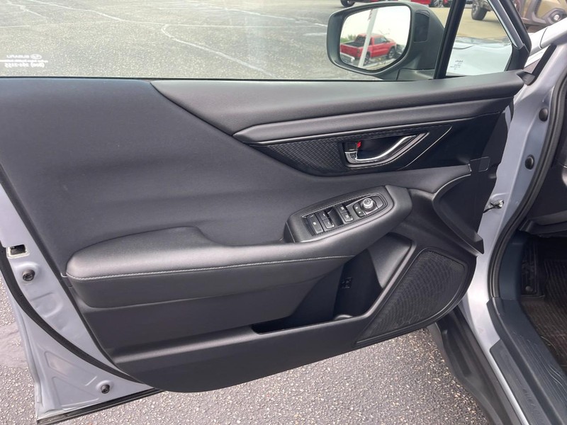 Subaru Outback Vehicle Image 20
