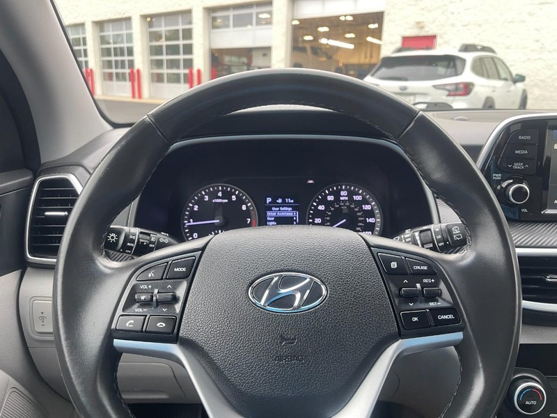 Hyundai Tucson Vehicle Image 21