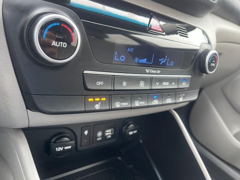 Hyundai Tucson Vehicle Image 27