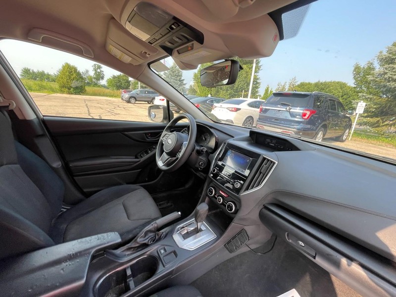 Subaru Crosstrek Vehicle Image 04