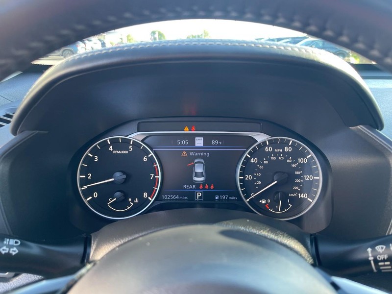 Nissan Altima Vehicle Image 25