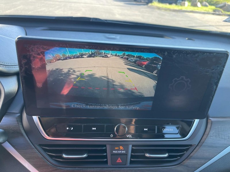 Nissan Altima Vehicle Image 30