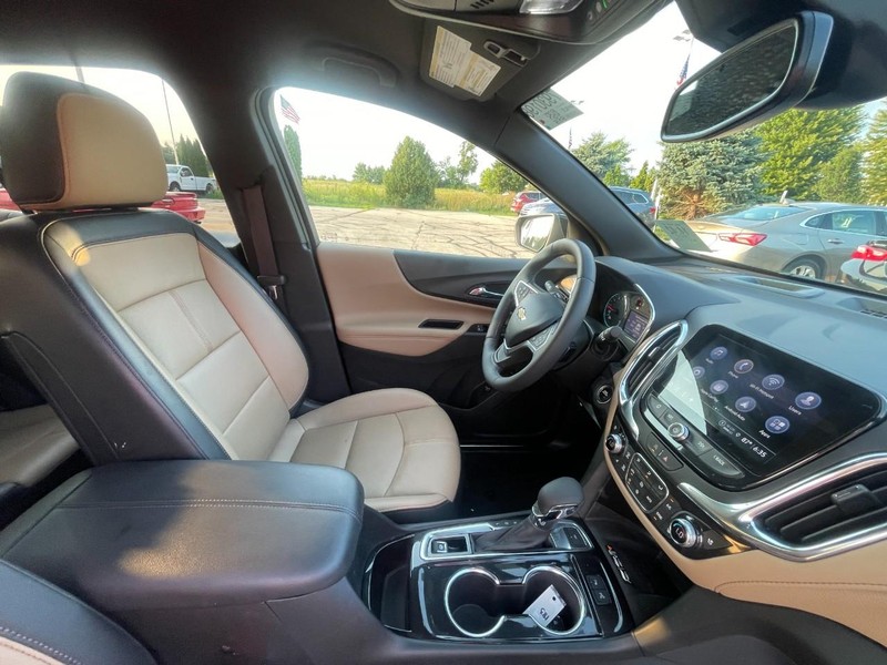 Chevrolet Equinox Vehicle Image 06